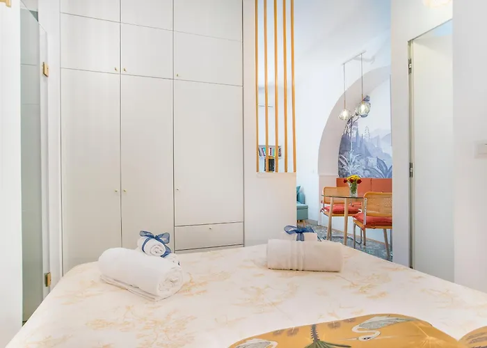 Apartamento 15 Minutes To Colosseum - Loft With Terrace Roma